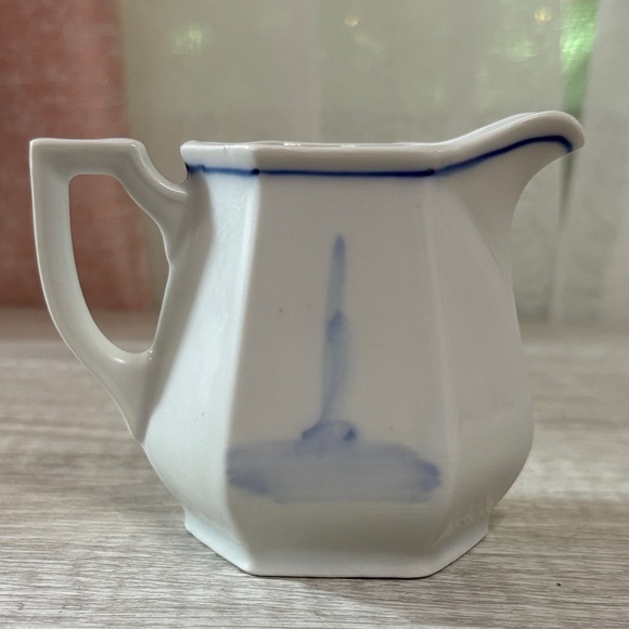 Creamer Bavarian Blue and White Signed Numbered Germany - Picture 4 of 5
